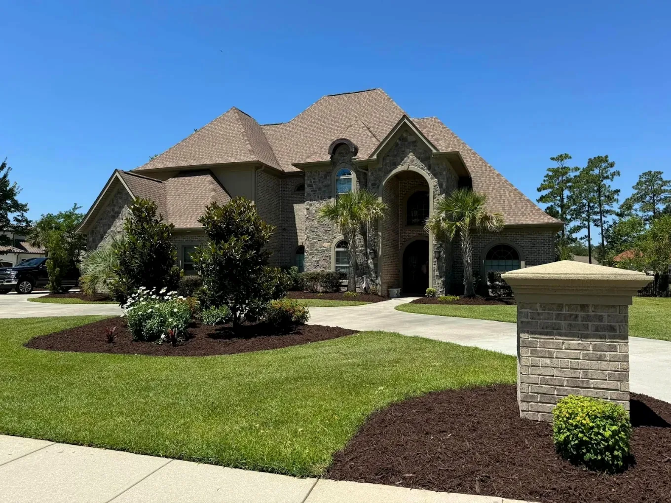 Estate mulch installation